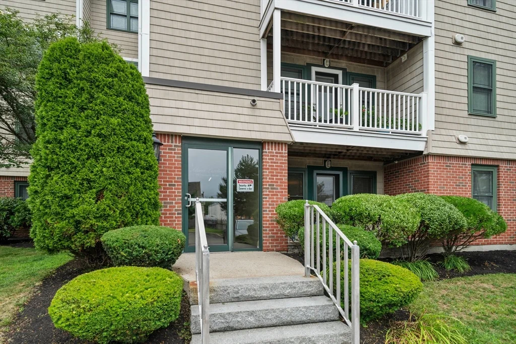 2 bed, 2 bath apartment for rent at 45 Hancock St Unit 105, North Quincy — photo 4 of 19