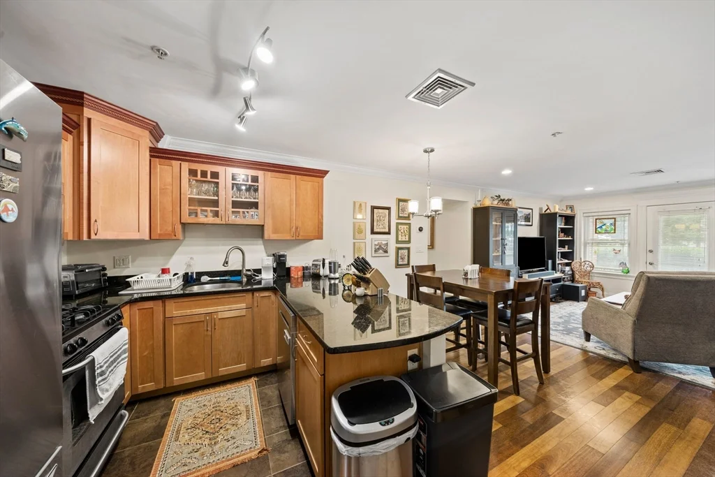 2 bed, 2 bath apartment for rent at 45 Hancock St Unit 105, North Quincy — photo 5 of 19