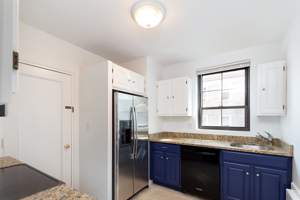 2 bed, 2 bath apartment for rent at 45 Harvard Ave Unit 3, Harvard Avenue — photo 4 of 19