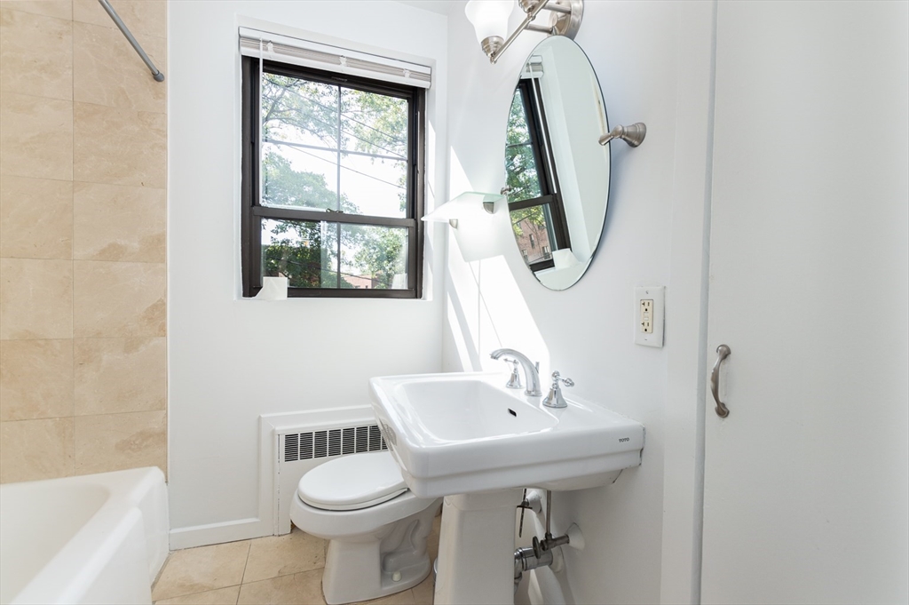 2 bed, 2 bath apartment for rent at 45 Harvard Ave Unit 3, Harvard Avenue — photo 5 of 19
