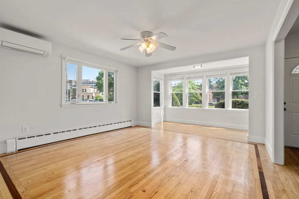 3 bed, 2 bath apartment for rent at 45 Henshaw St, Brighton — photo 6 of 34