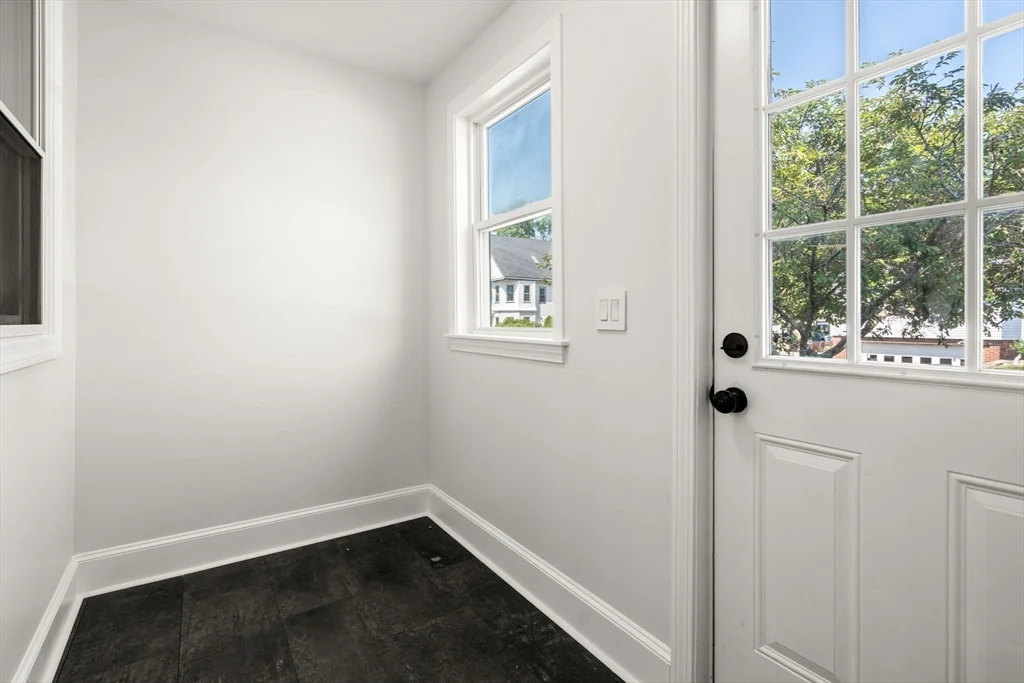 3 bed, 2 bath apartment for rent at 45 Henshaw St, Brighton — photo 18 of 34