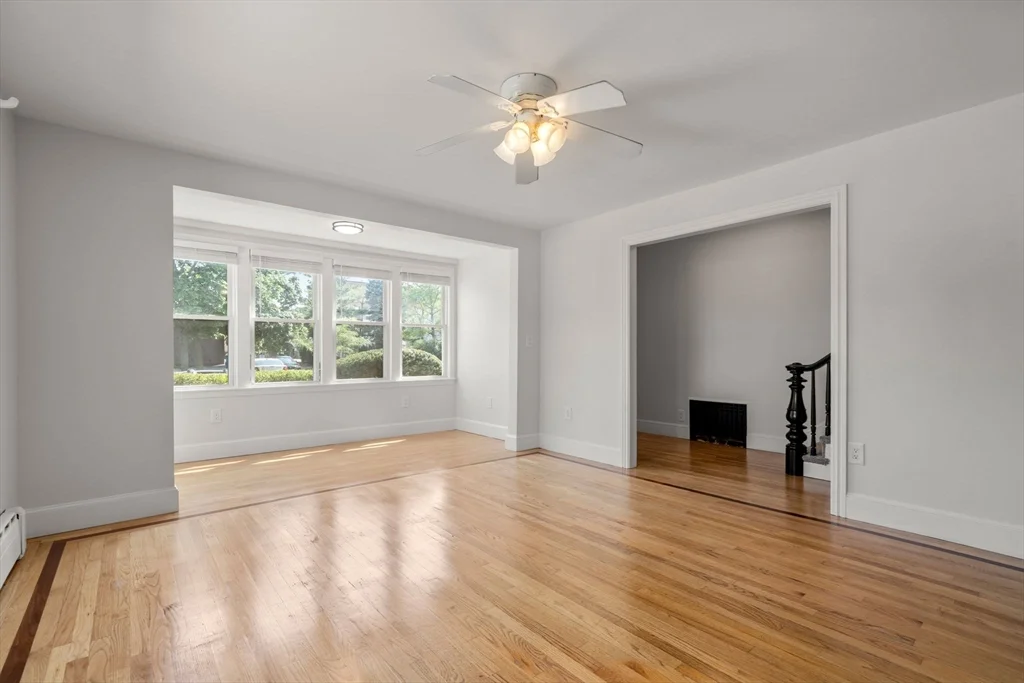 3 bed, 2 bath apartment for rent at 45 Henshaw St, Brighton — photo 7 of 34