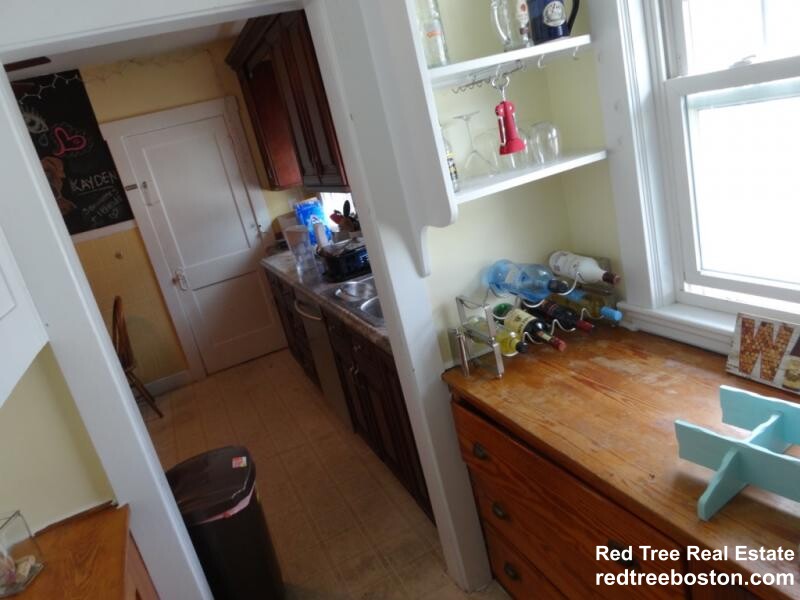 4 bed, 1 bath apartment for rent at 45 Hobart St Unit 2, Brighton — photo 15 of 15