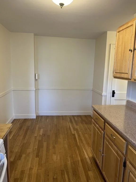 1 bed, 1 bath apartment for rent at 45 Holmes Unit 4, Quincy — photo 3 of 12