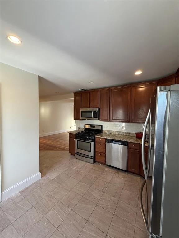 3 bed, 1 bath apartment for rent at 45 Houghton St Unit 2, Dorchester — photo 2 of 11