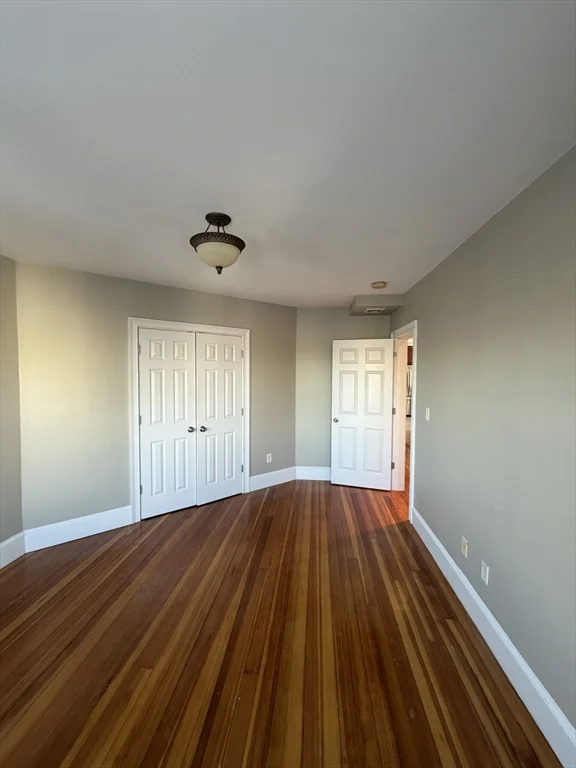 3 bed, 1 bath apartment for rent at 45 Houghton St Unit 2, Dorchester — photo 5 of 11