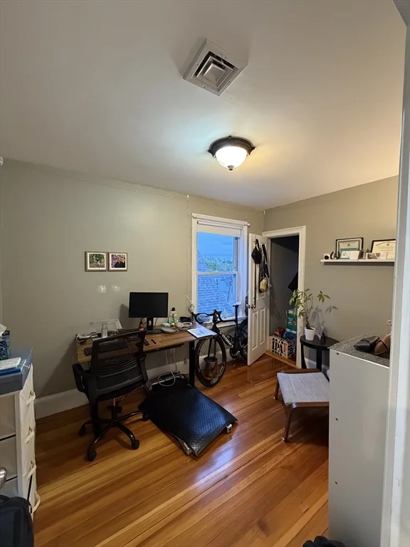 3 bed, 1 bath apartment for rent at 45 Houghton St Unit 3, Dorchester — photo 6 of 12