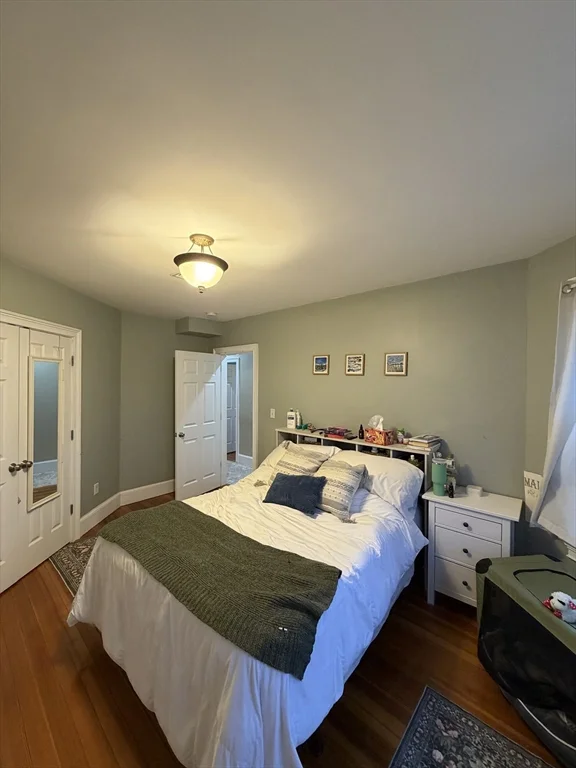 3 bed, 1 bath apartment for rent at 45 Houghton St Unit 3, Dorchester — photo 5 of 12