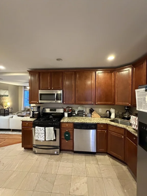 3 bed, 1 bath apartment for rent at 45 Houghton St Unit 3, Dorchester — photo 10 of 12