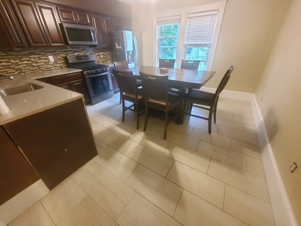3 bed, 1 bath apartment for rent at 45 Intervale St Unit 2, Dorchester — photo 5 of 17