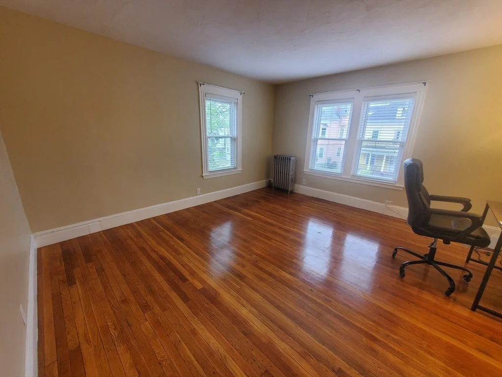 3 bed, 1 bath apartment for rent at 45 Intervale St Unit 2, Dorchester — photo 8 of 17
