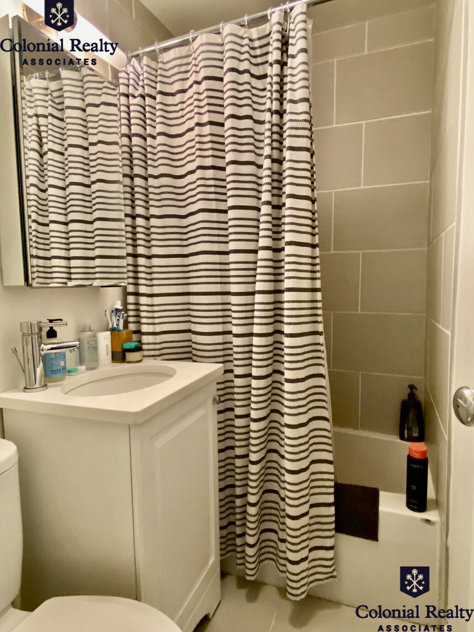 2 bed, 2 bath apartment for rent at 45 Joy St Unit 1A, Beacon Hill — photo 22 of 24