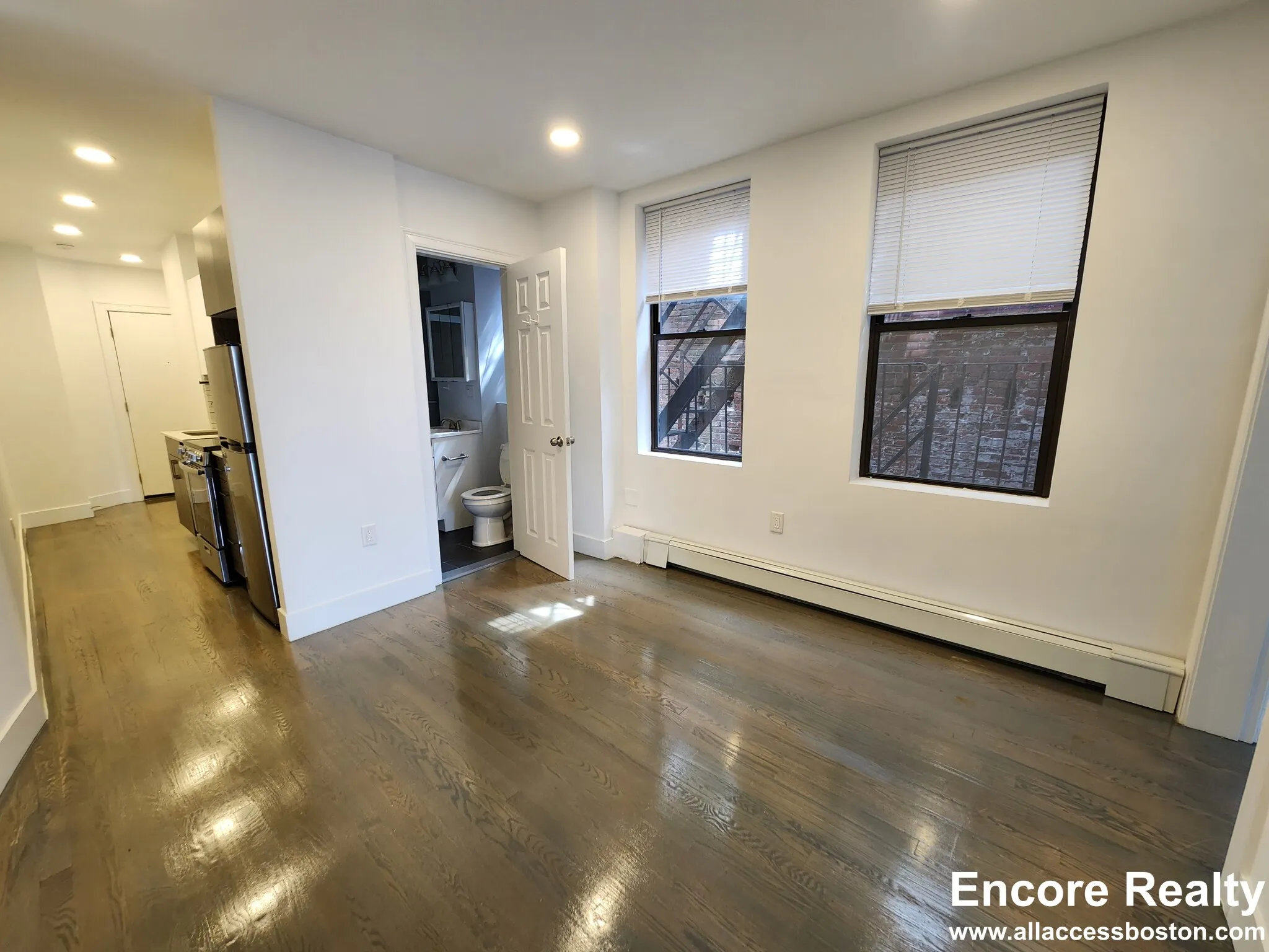 2 bed, 1 bath apartment for rent at 45 Joy St Unit 8, Beacon Hill — photo 5 of 13