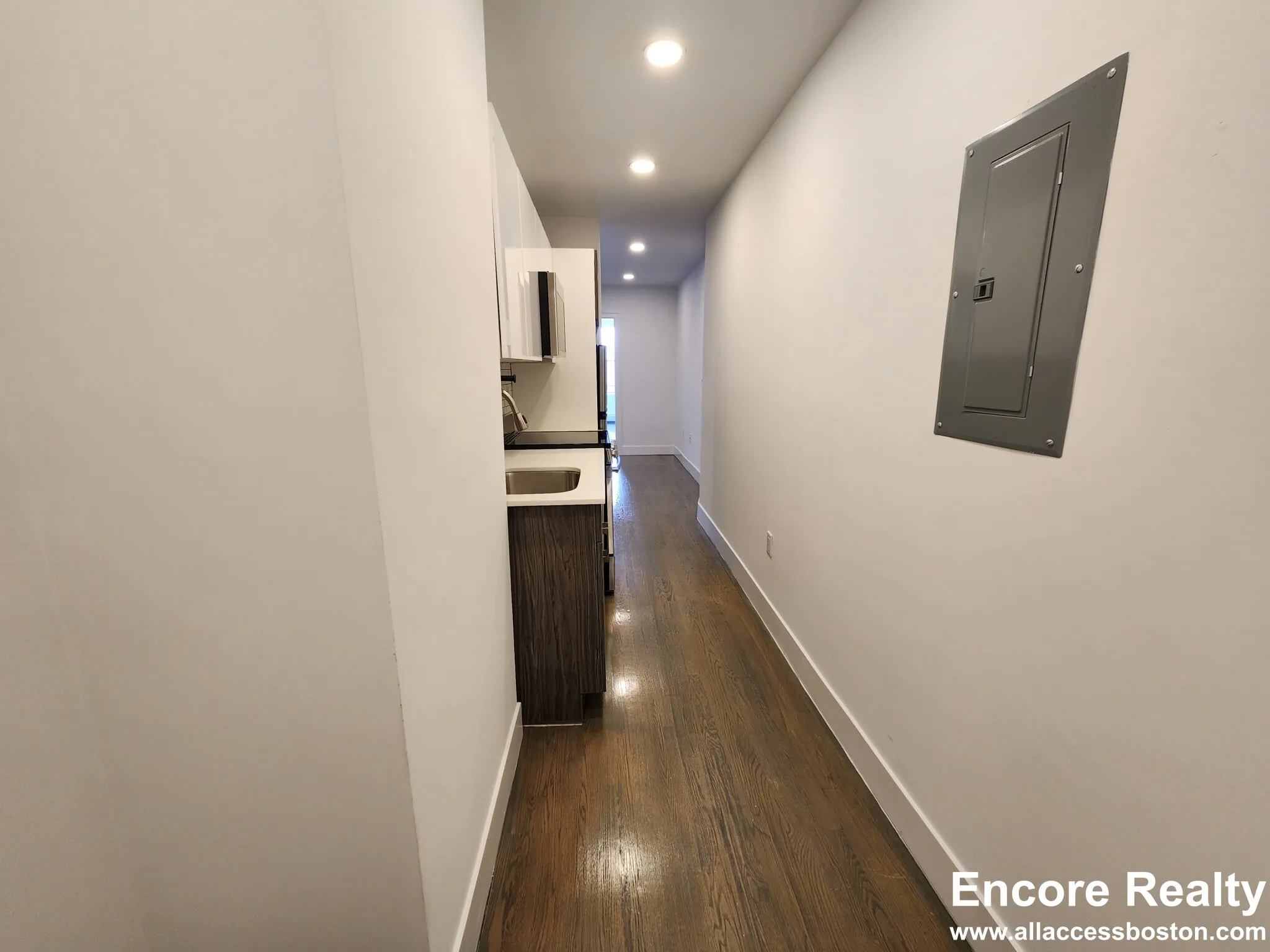 2 bed, 1 bath apartment for rent at 45 Joy St Unit 8, Beacon Hill — photo 3 of 13