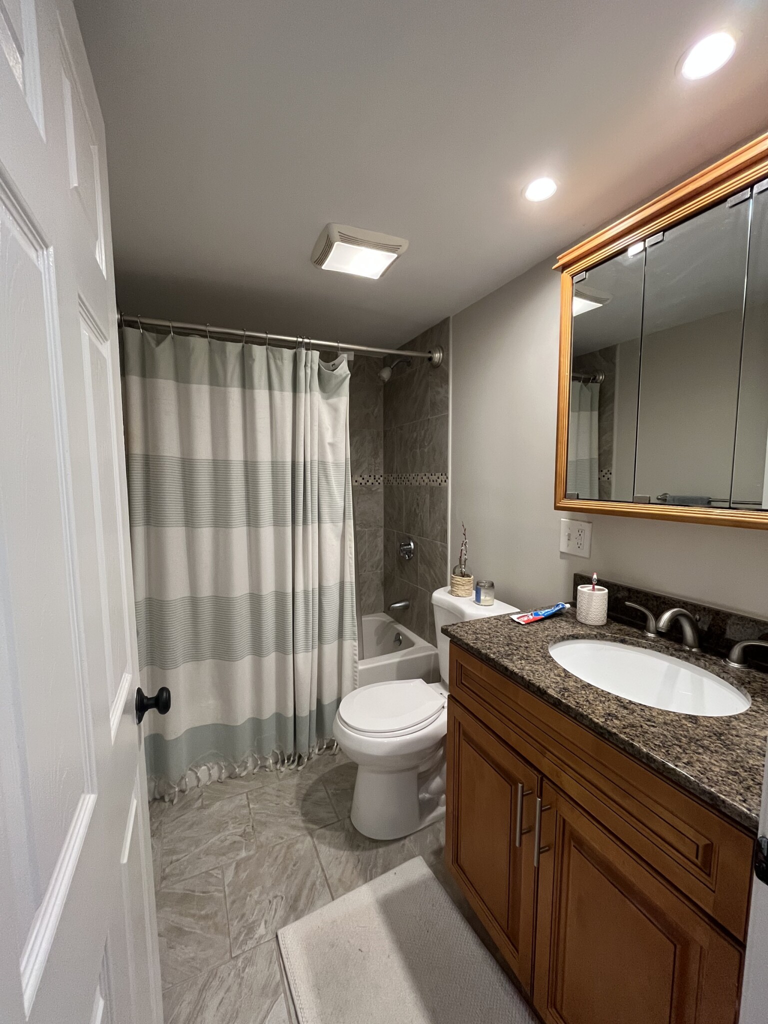 1 bed, 1 bath apartment for rent at 45 Judith Ln Unit 8, North Waltham — photo 8 of 10