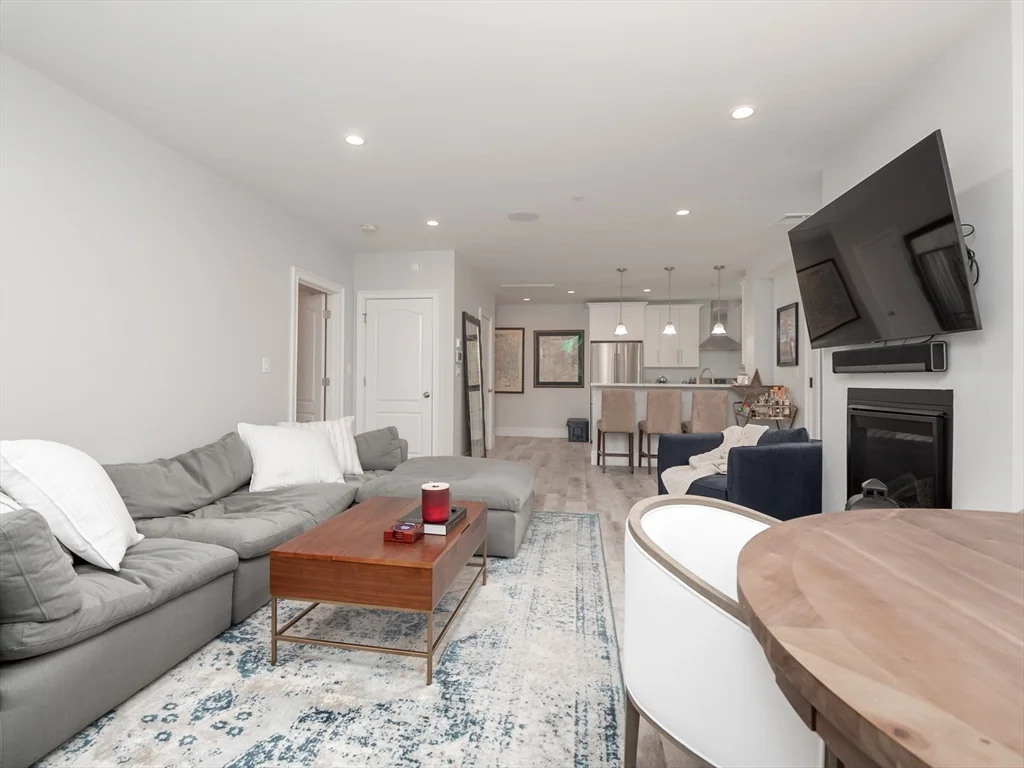 1 bed, 1 bath apartment for rent at 45 L St Unit 16, South Boston — photo 6 of 27