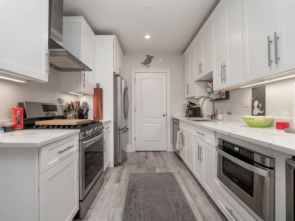 1 bed, 1 bath apartment for rent at 45 L St Unit 2, South Boston — photo 9 of 31