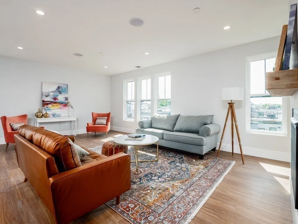 2 bed, 2 bath apartment for rent at 45 L St Unit 20, South Boston — photo 4 of 28
