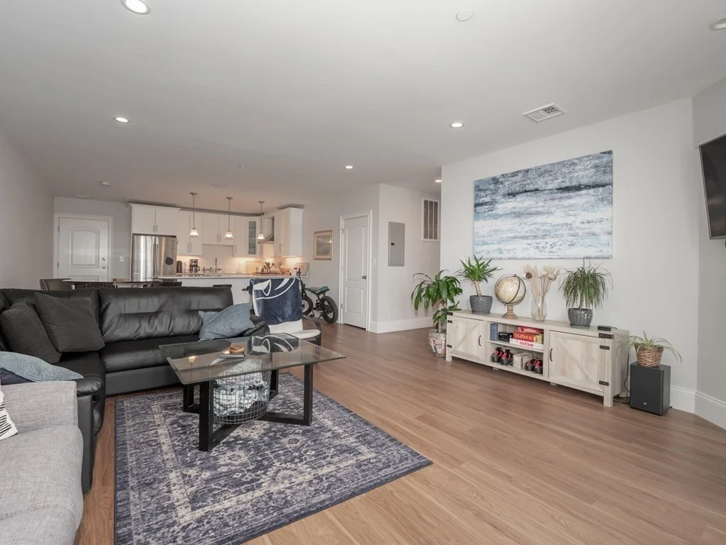 3 bed, 2 bath apartment for rent at 45 L St Unit 21, South Boston — photo 11 of 23