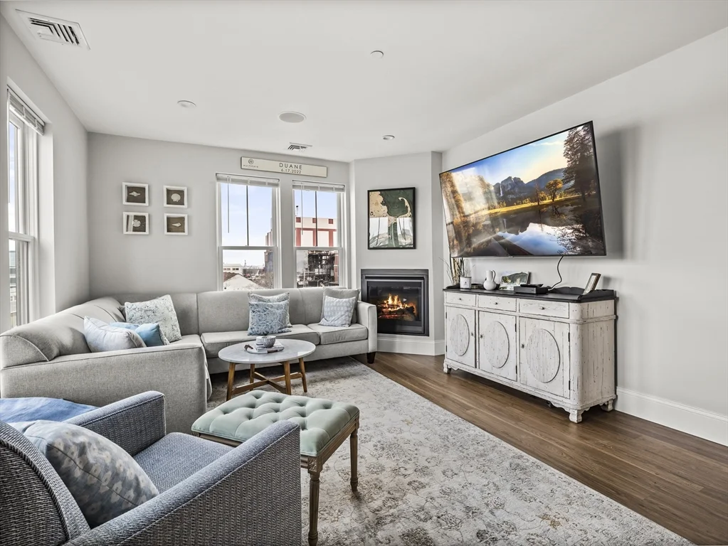 2 bed, 2 bath apartment for rent at 45 L St Unit 6, South Boston — photo 3 of 32