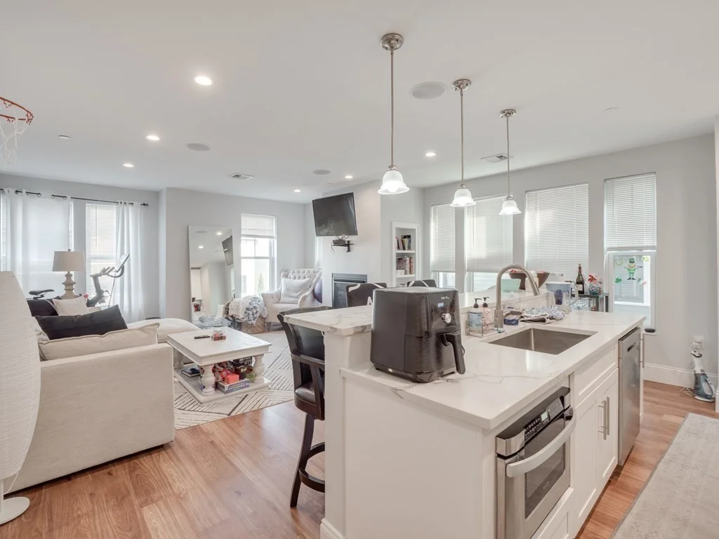 2 bed, 2 bath apartment for rent at 45 L St Unit 9, South Boston — photo 6 of 23