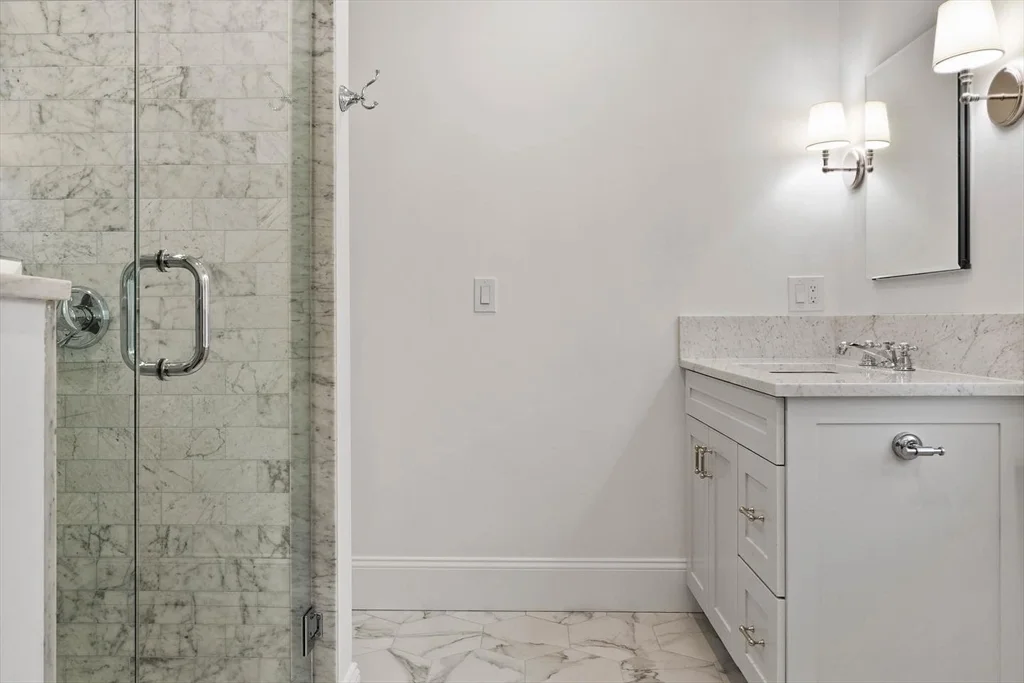 3 bed, 3 bath apartment for rent at 45 Lakeview Ave Unit 45, Lynnfield — photo 11 of 26