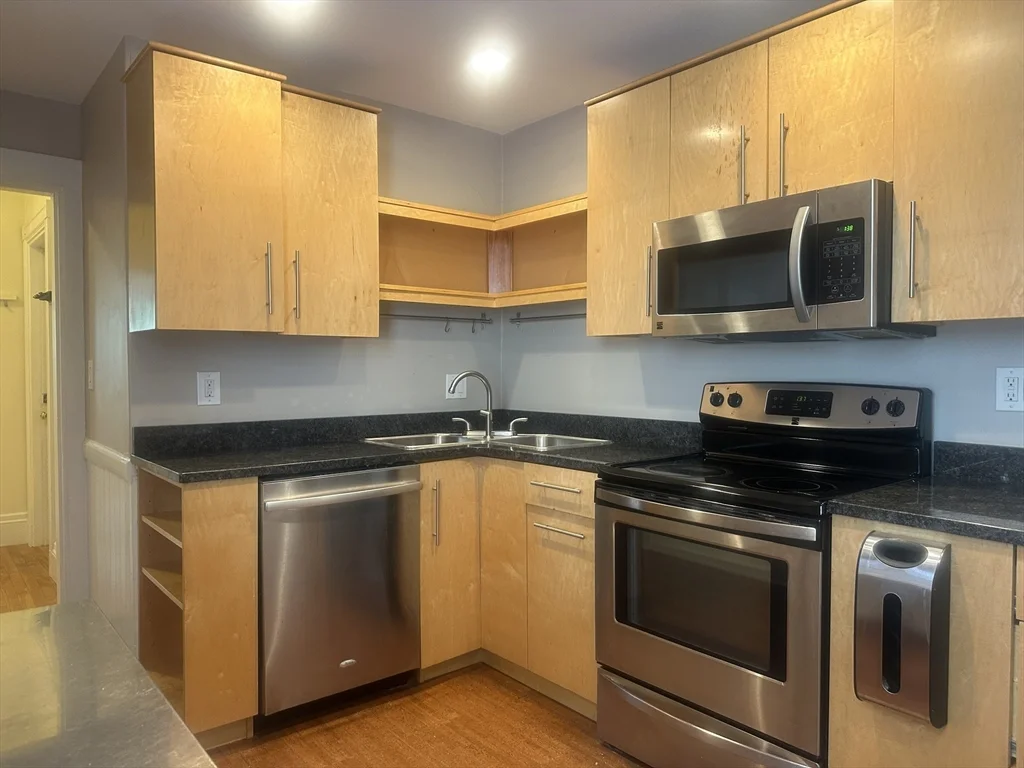 1 bed, 1 bath apartment for rent at 45 Langdon St Unit 2, Harvard Square — photo 4 of 19