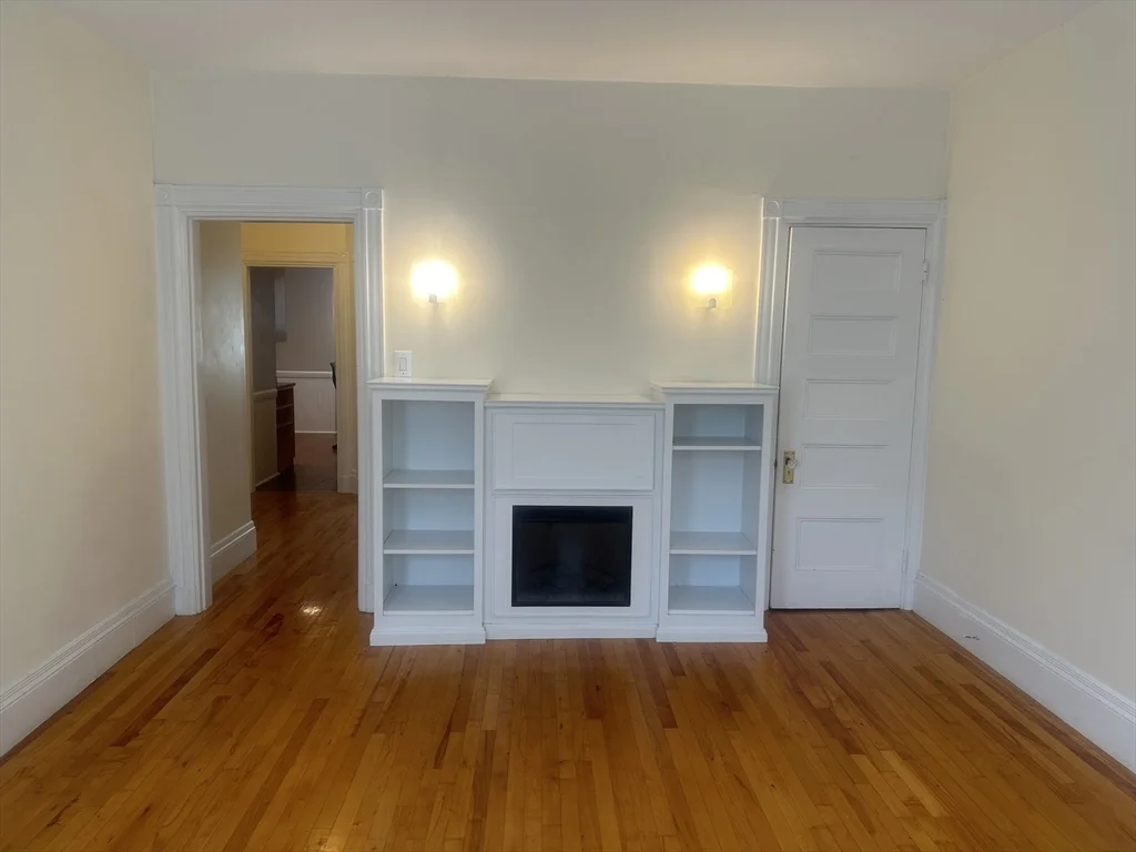 1 bed, 1 bath apartment for rent at 45 Langdon St Unit 2, Harvard Square — photo 3 of 19