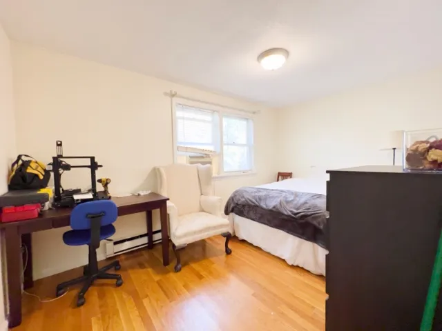4 bed, 2 bath apartment for rent at 45 Lawn St, Mission Hill — photo 7 of 26