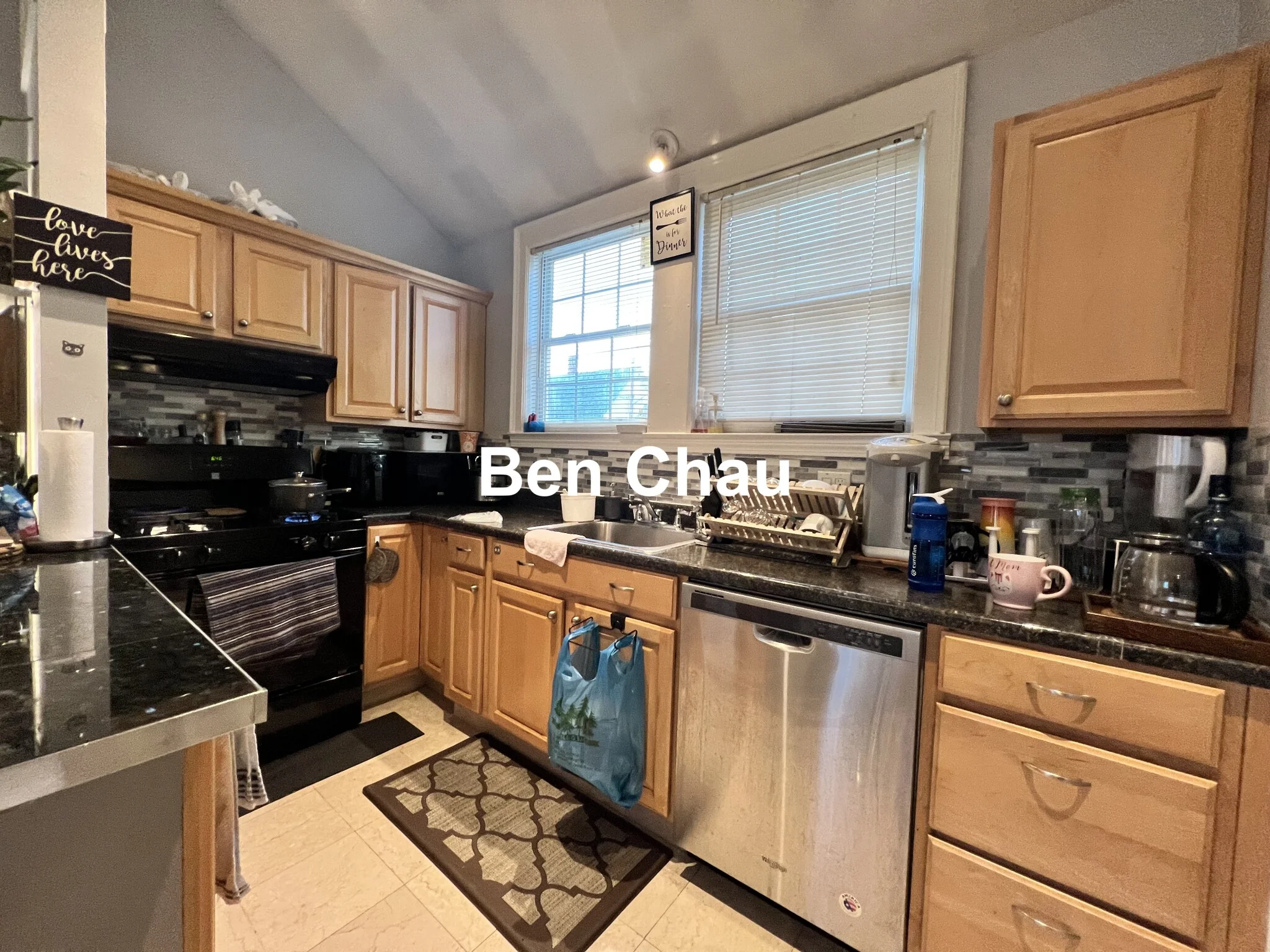 1.5 bed, 1 bath apartment for rent at 45 Lincoln St Unit 2, Malden — photo 4 of 15