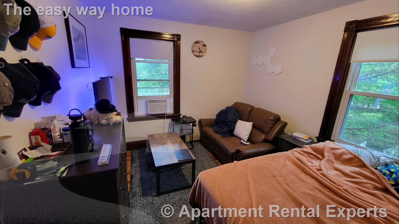 3 bed, 1 bath apartment for rent at 45 Locke St Unit 2, Davis Square — photo 6 of 17