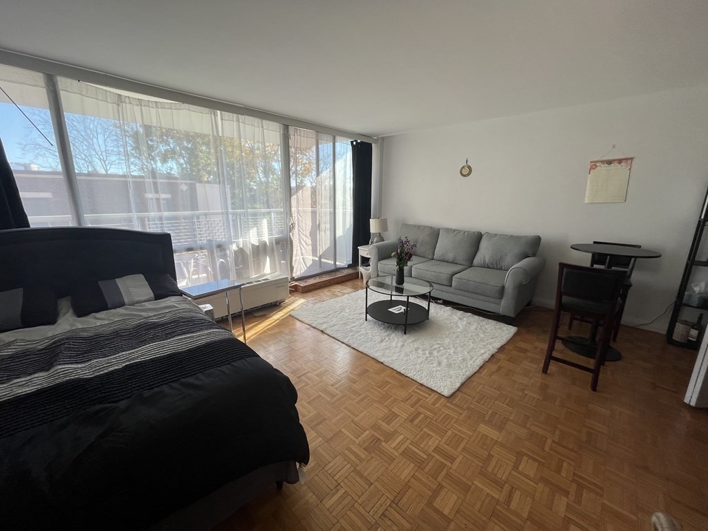 Studio bed, 1 bath apartment for rent at 45 Longwood Ave Unit 403, Coolidge Corner — photo 5 of 11