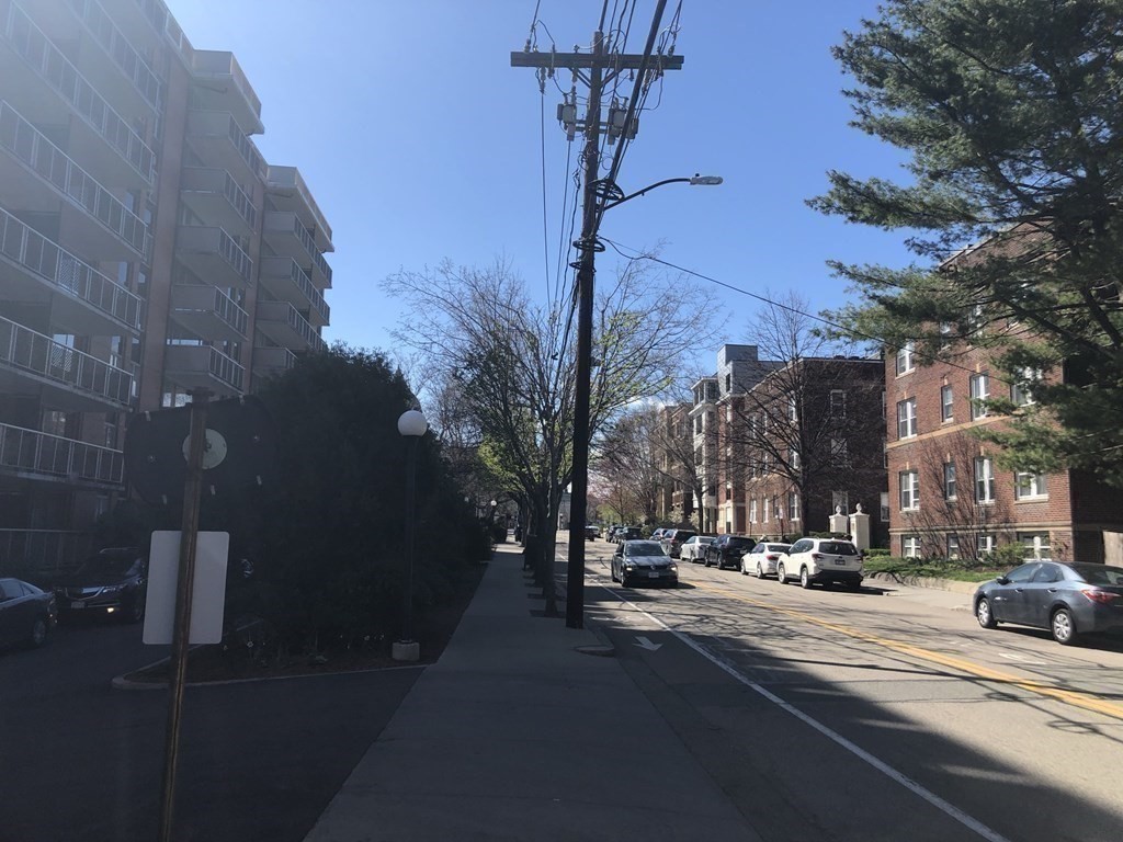 Studio bed, 1 bath apartment for rent at 45 Longwood Ave Unit 403, Coolidge Corner — photo 11 of 11
