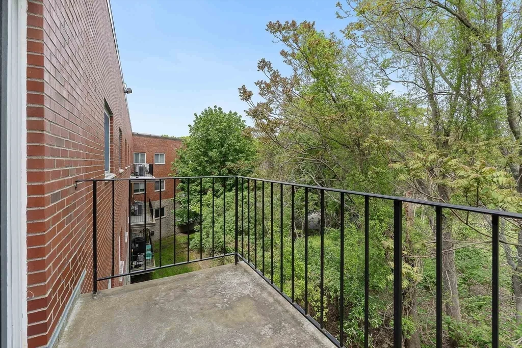 2 bed, 2 bath apartment for rent at 45 Loomis St Unit 317, Malden — photo 16 of 19