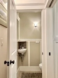 2 bed, 1 bath apartment for rent at 45 Magazine St Unit 45, Cambridgeport — photo 6 of 15