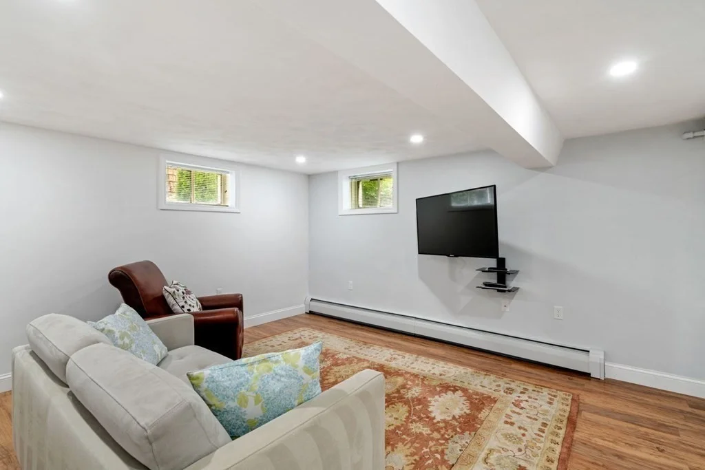 3 bed, 2 bath apartment for rent at 45 Magoun St, North Cambridge — photo 14 of 33