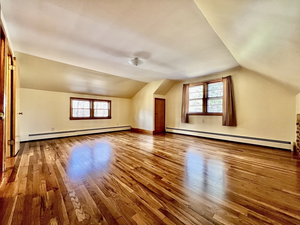 3 bed, 1 bath apartment for rent at 45 Maiden Ln, Wayland — photo 18 of 25
