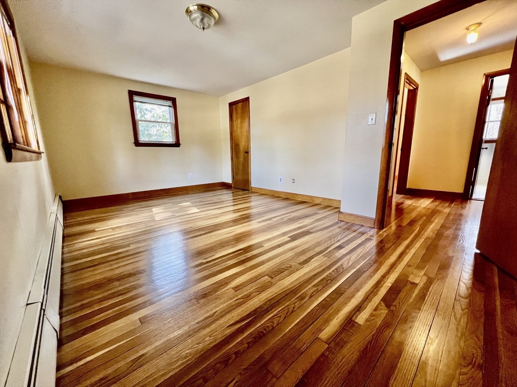 3 bed, 1 bath apartment for rent at 45 Maiden Ln, Wayland — photo 11 of 25