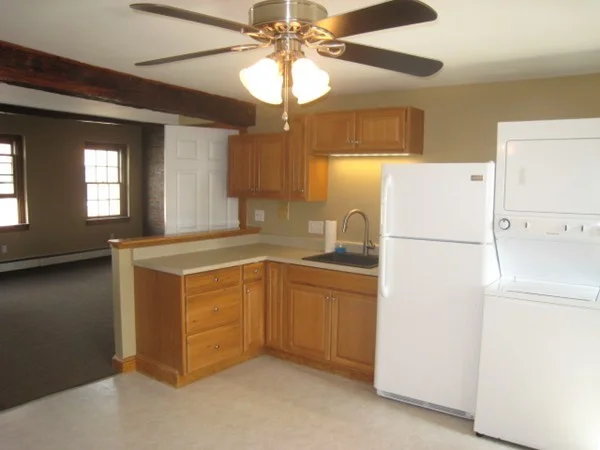 2 bed, 1 bath apartment for rent at 45 Main St Unit 2, Gloucester — photo 2 of 11