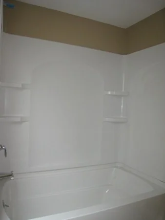1 bed, 1 bath apartment for rent at 45 Main St Unit 3, Gloucester — photo 7 of 12