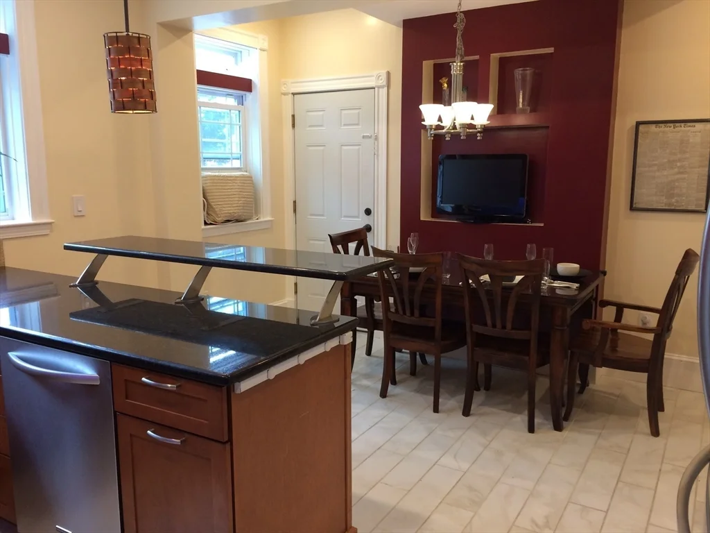 2 bed, 1 bath apartment for rent at 45 Mansfield Unit 1, Union Square — photo 3 of 14