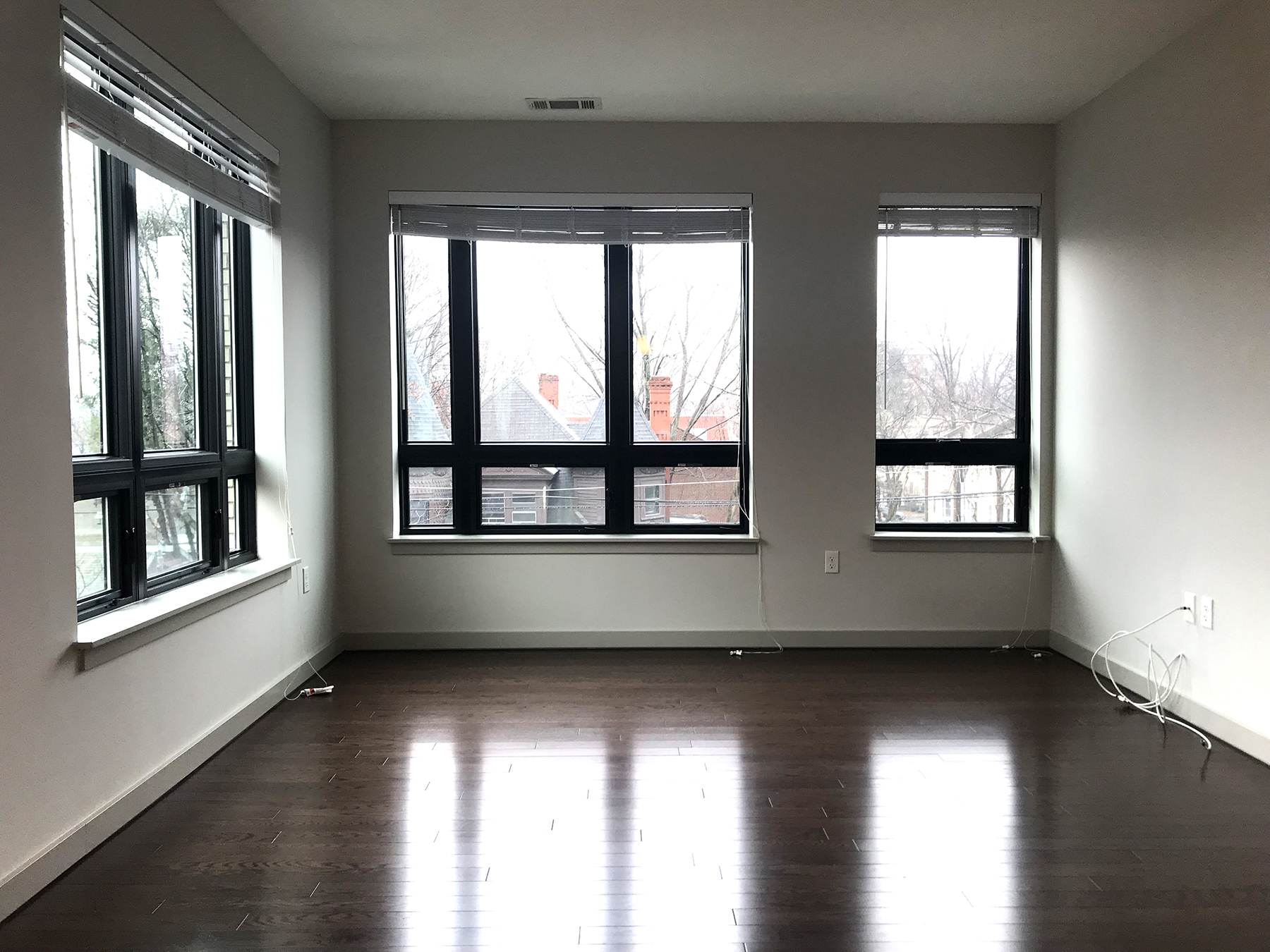 1.5 bed, 1 bath apartment for rent at 45 Marion St Unit 602, Coolidge Corner — photo 2 of 20