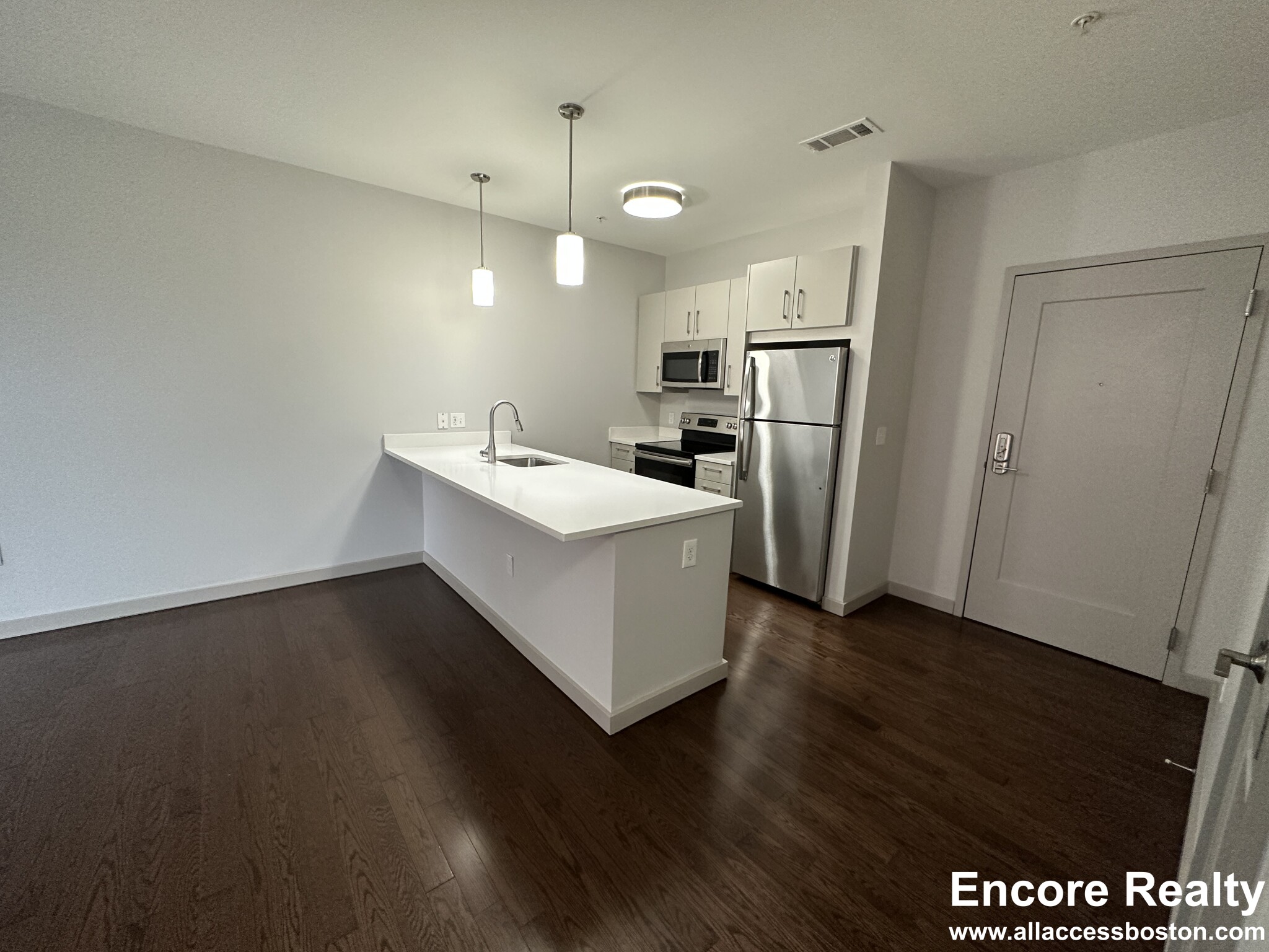 1 bed, 1 bath apartment for rent at 45 Marion St Unit 606, Coolidge Corner — photo 2 of 26