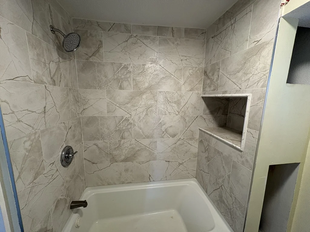 3 bed, 1 bath apartment for rent at 45 Mason Ave Unit 2, North Attleboro — photo 7 of 19