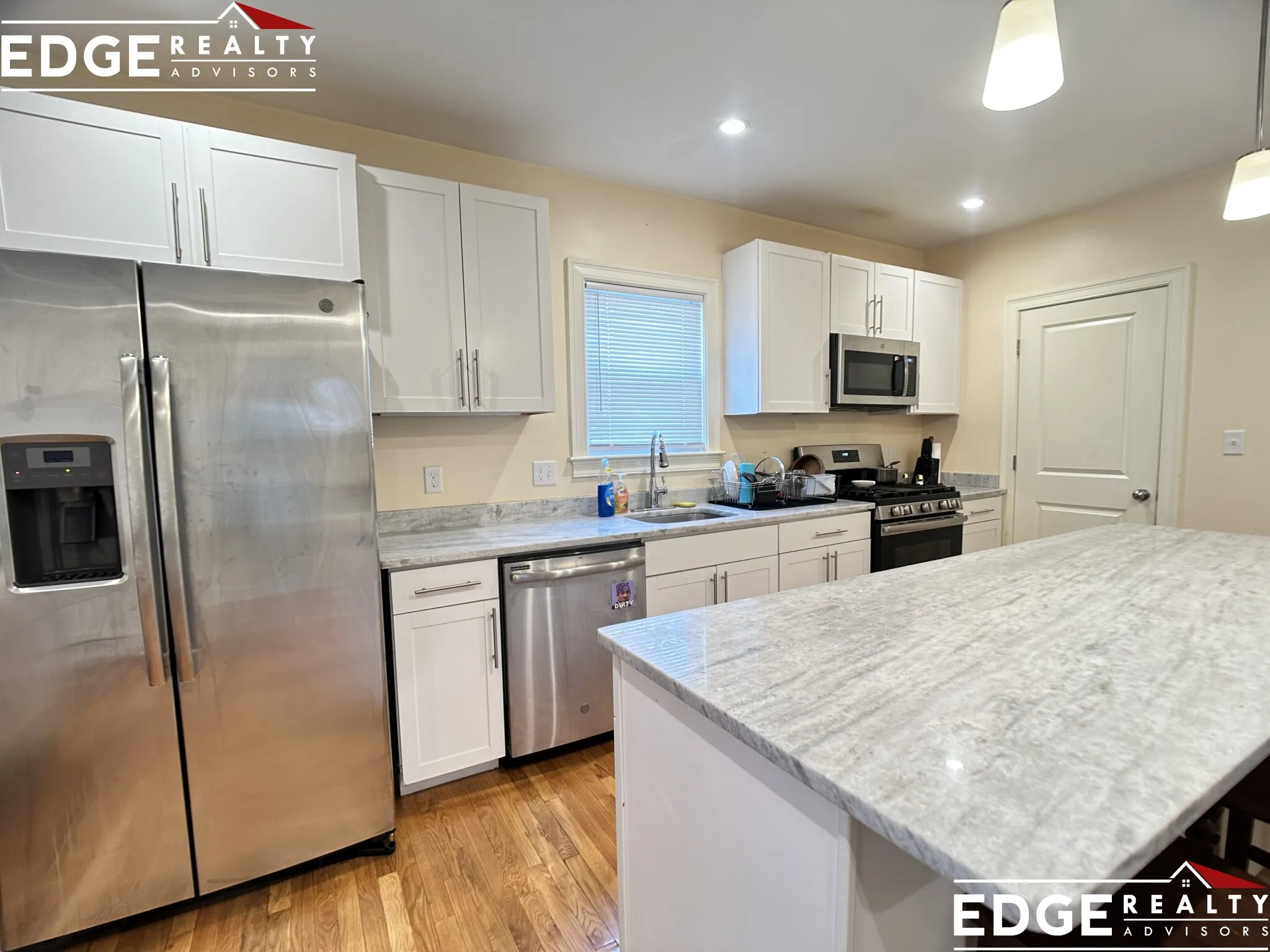 3 bed, 1 bath apartment for rent at 45 Matchett St Unit 1, Brighton — photo 2 of 8