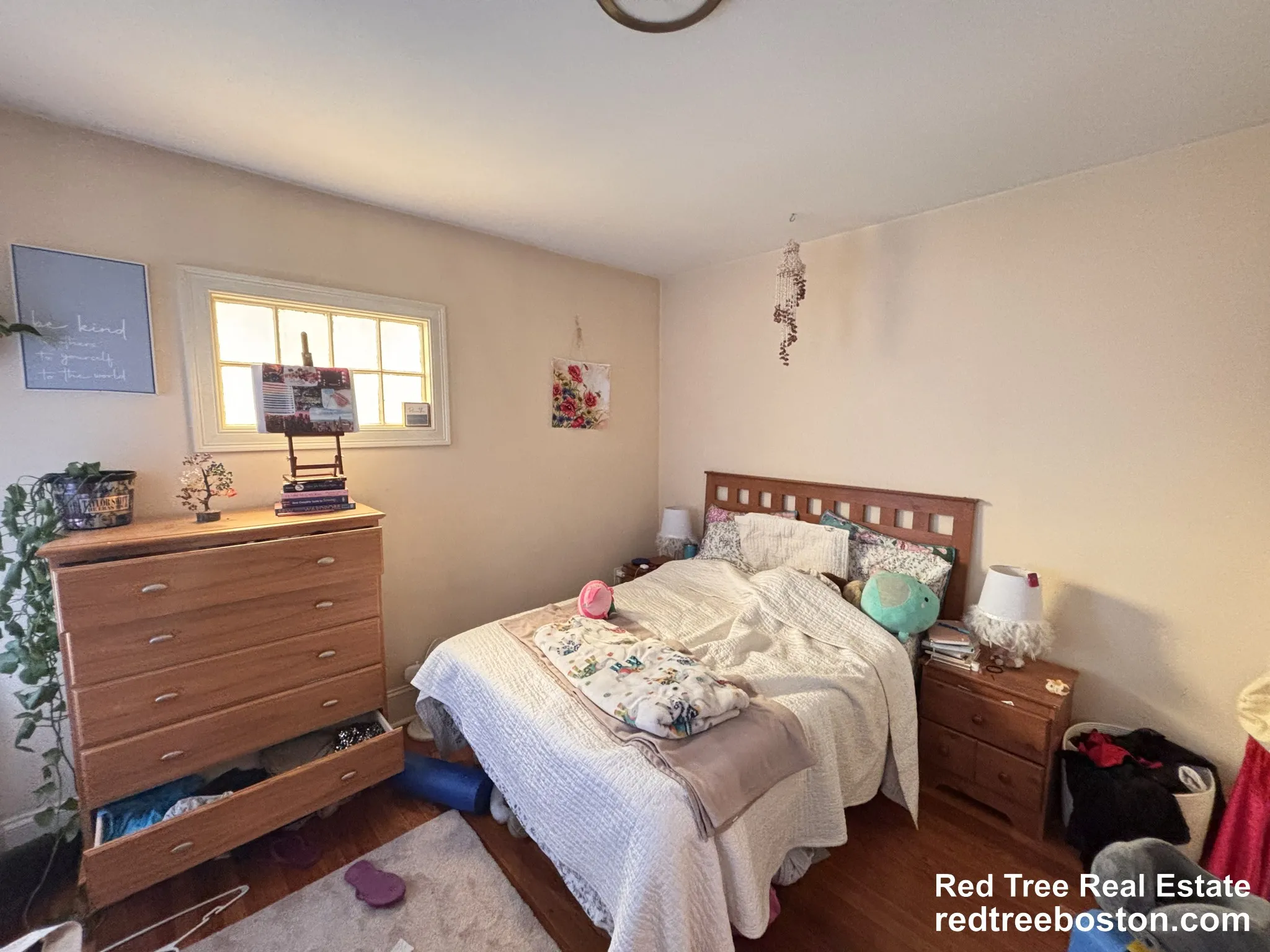 3 bed, 1 bath apartment for rent at 45 Matchett St Unit -, Brighton — photo 3 of 11
