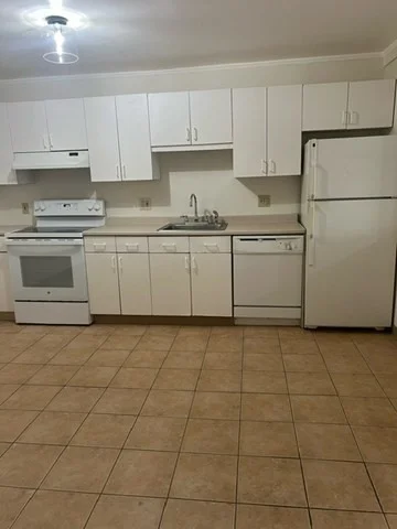 1 bed, 1 bath apartment for rent at 45 Mccoba St Unit 51, Revere Beach — photo 2 of 19