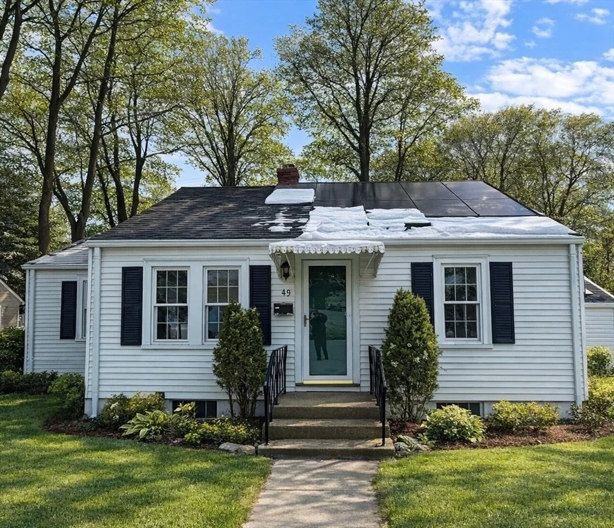 2 bed, 1 bath apartment for rent at 45 Mcphee Rd Unit 1, Framingham — photo 1 of 9