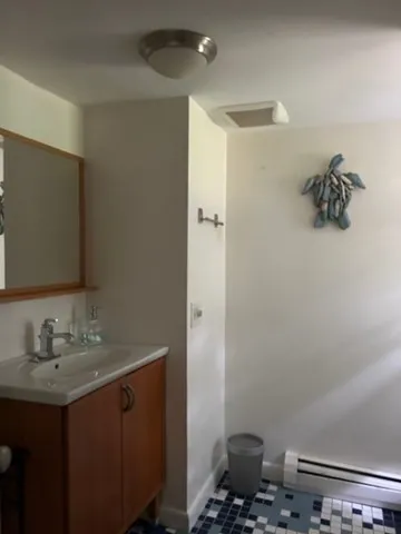 2 bed, 1 bath apartment for rent at 45 Moco Rd Unit N/A, Barnstable — photo 7 of 14